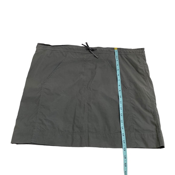 Route 66 Green Adjustable Tie Waist Skirt With Kangaroo Pocket, Size 12 - Picture 6 of 9